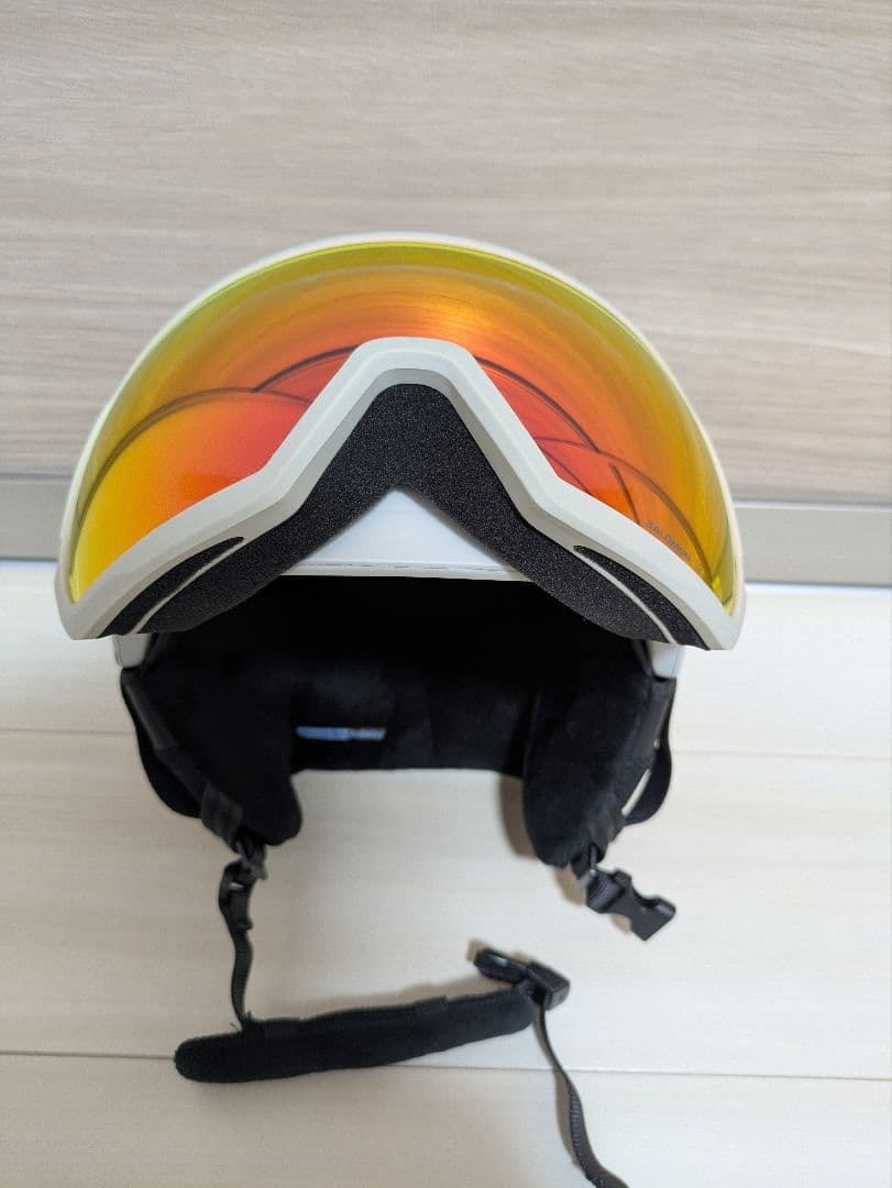 サロモン　ヘルメット　ゴーグル付き