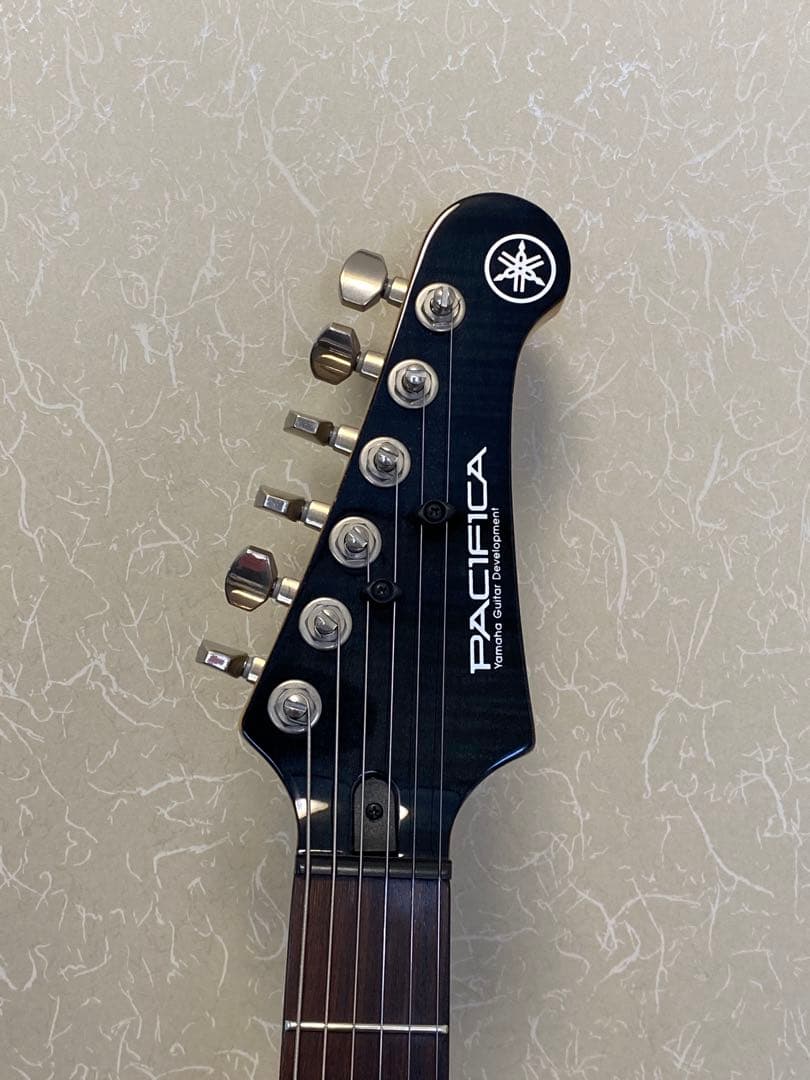 Yamaha パシフィカ611 後藤ひとりモデル