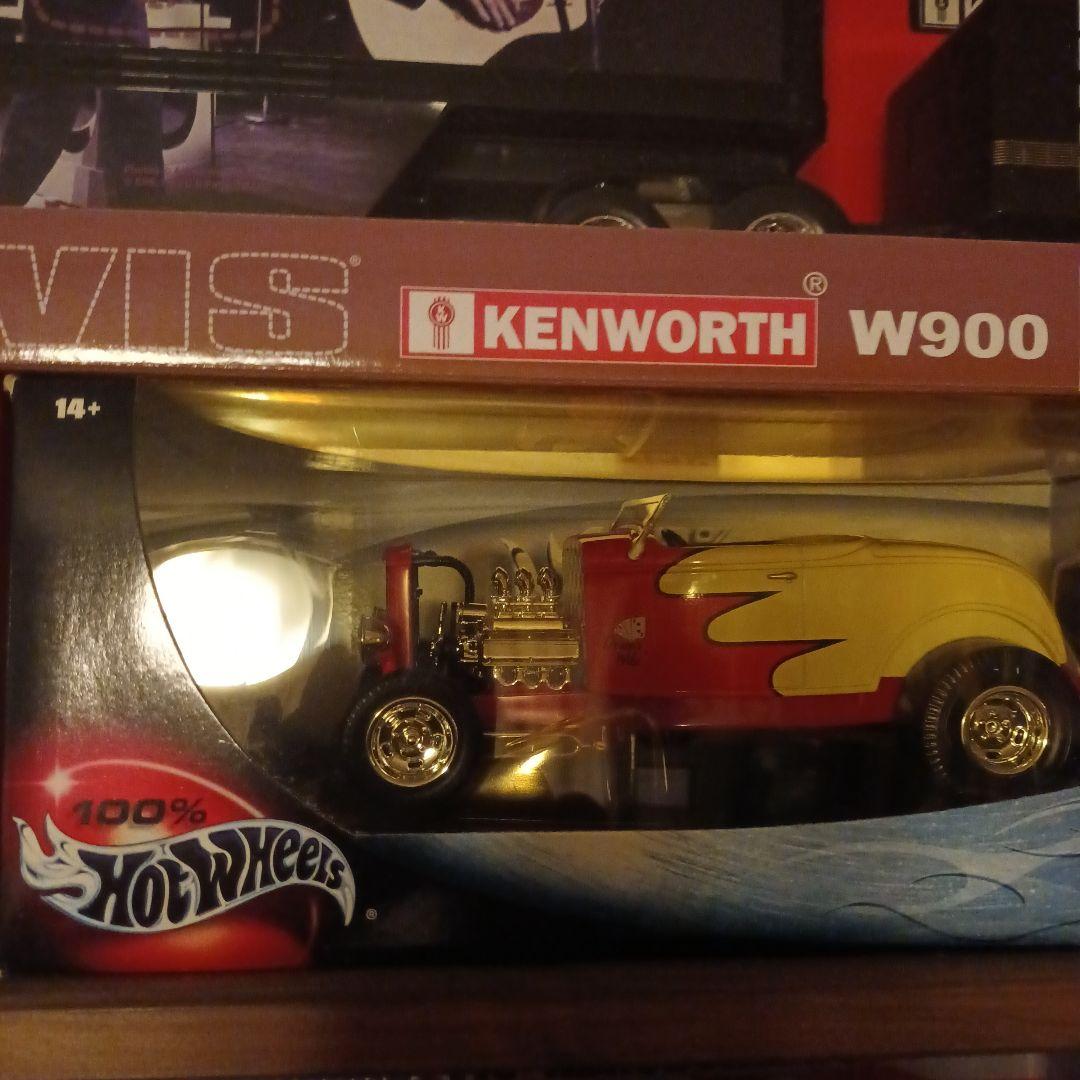 ホットウィール　1/18 フォードクーペ　1932 モデルA　ホットロッド