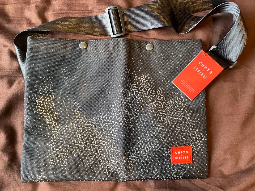 CHPT3 × RESTRAPサコッシュ