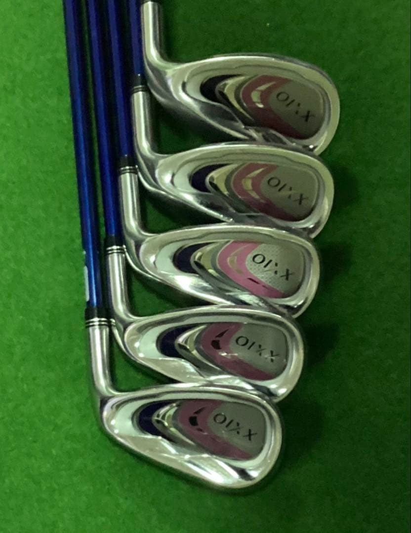 【希少】ゼクシオ10レディースLシャフト7本セット