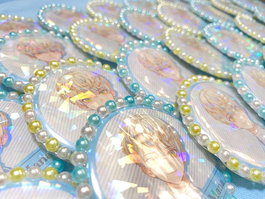 緋八マナ缶バッジ40個