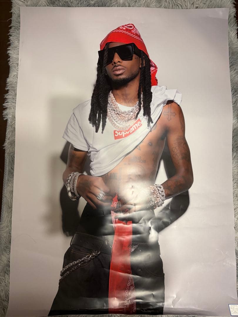 Supreme Tシャツ アーティスト ポスター 約70cm x 100cm