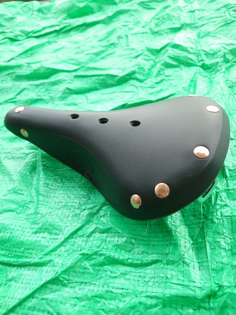 レザーサドル 黒 GIZA PRODUCTS(ギザプロダクツ)製 新品未使用