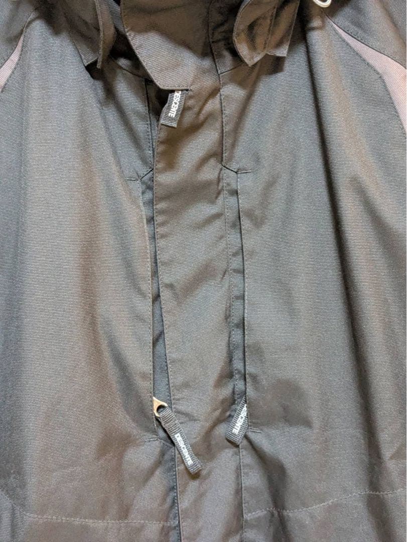 ​【美品】DESCENTE デサント スキー スノボ ウェア ジャケットD310