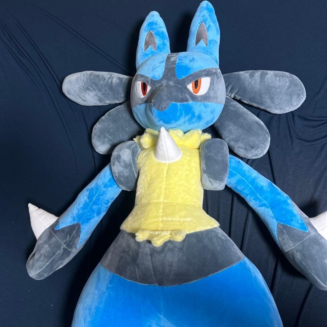 ポケモンセンター 限定 ルカリオ 等身大 ぬいぐるみ