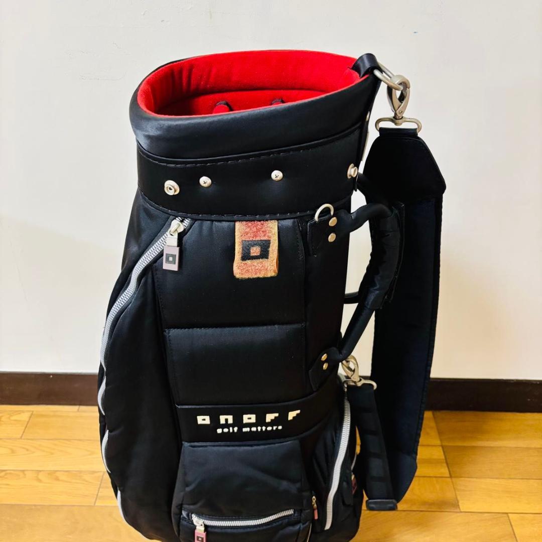 【美品】　ONOFF キャディバッグ　ゴルフバッグ送料込み