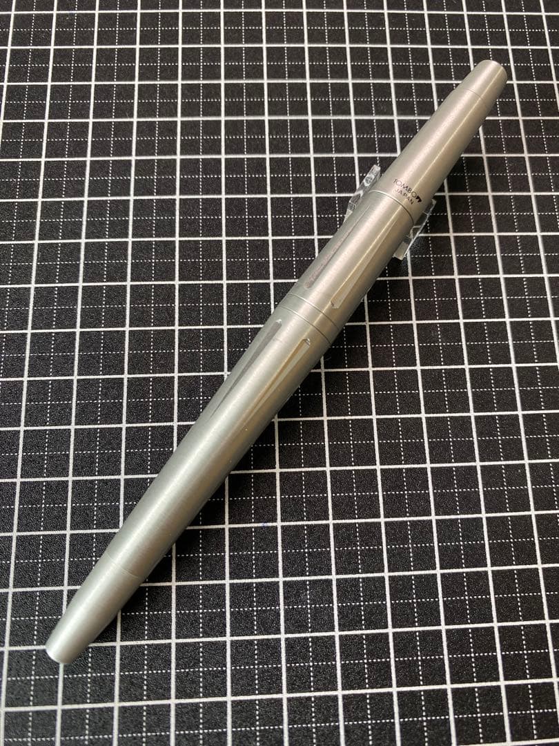 TOMBOW ZOOM 2000 ローラーボール