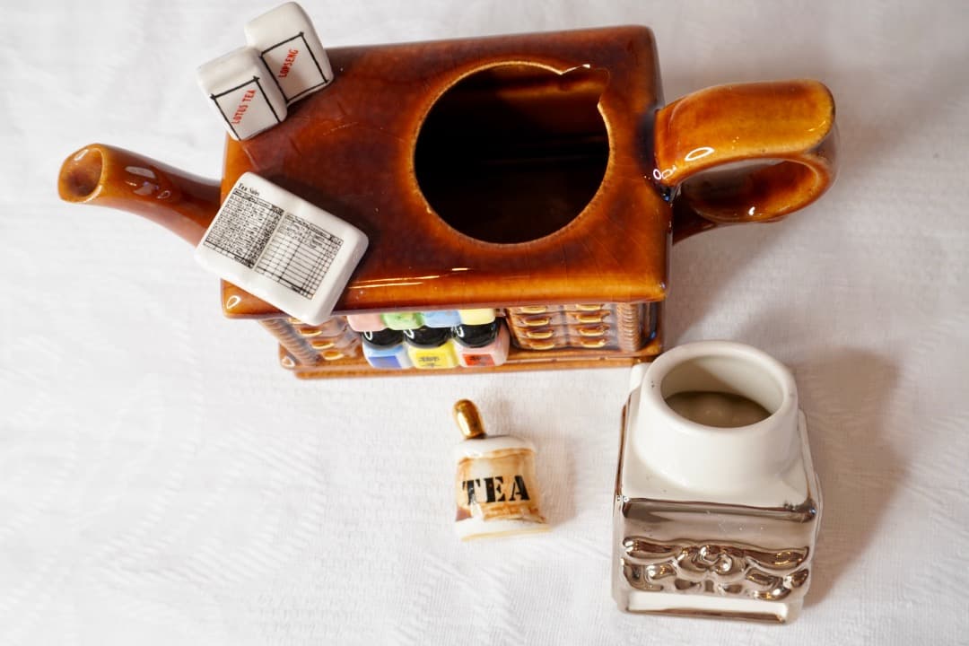 イギリス ヴィンテージ Paul Cardew ミニチュアティーポット中国茶店