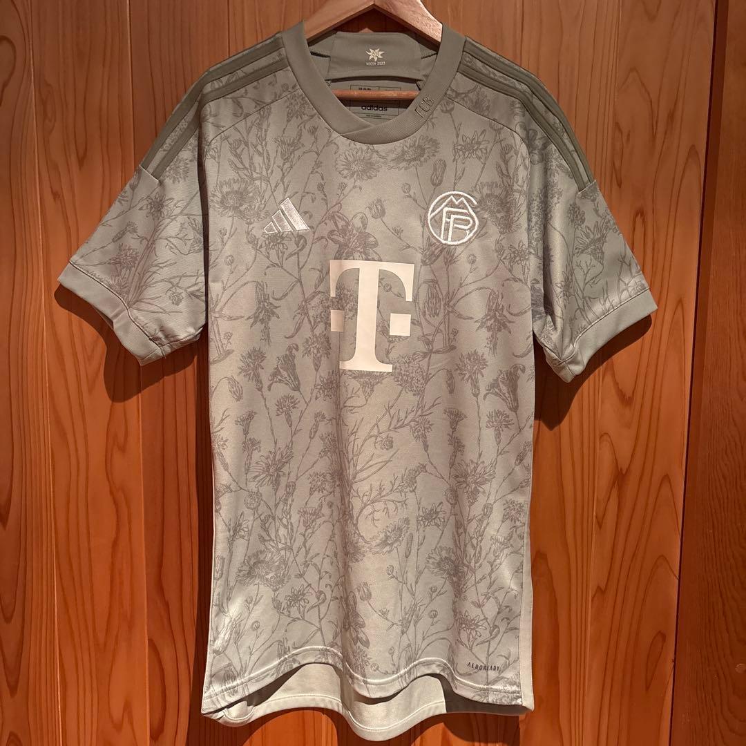 バイエルンミュンヘン　ユニフォーム　オクトーバーフェスト　最終価格