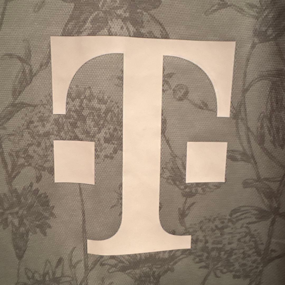 バイエルンミュンヘン　ユニフォーム　オクトーバーフェスト