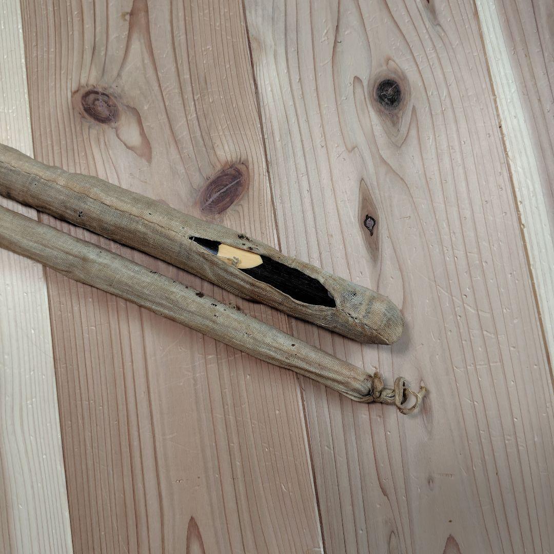 アンティークなビリヤードキュー