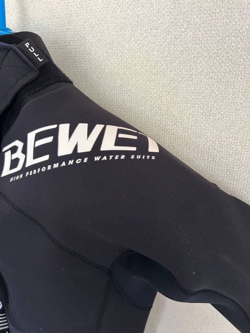 BeWet スプリング ウェットスーツ 半袖 サーフィン Mサイズ