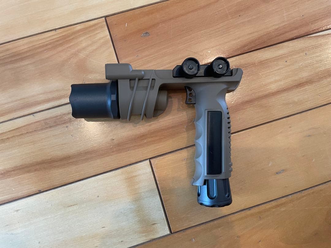 電動ガンボーイズ　SCAR-L CQC FDE