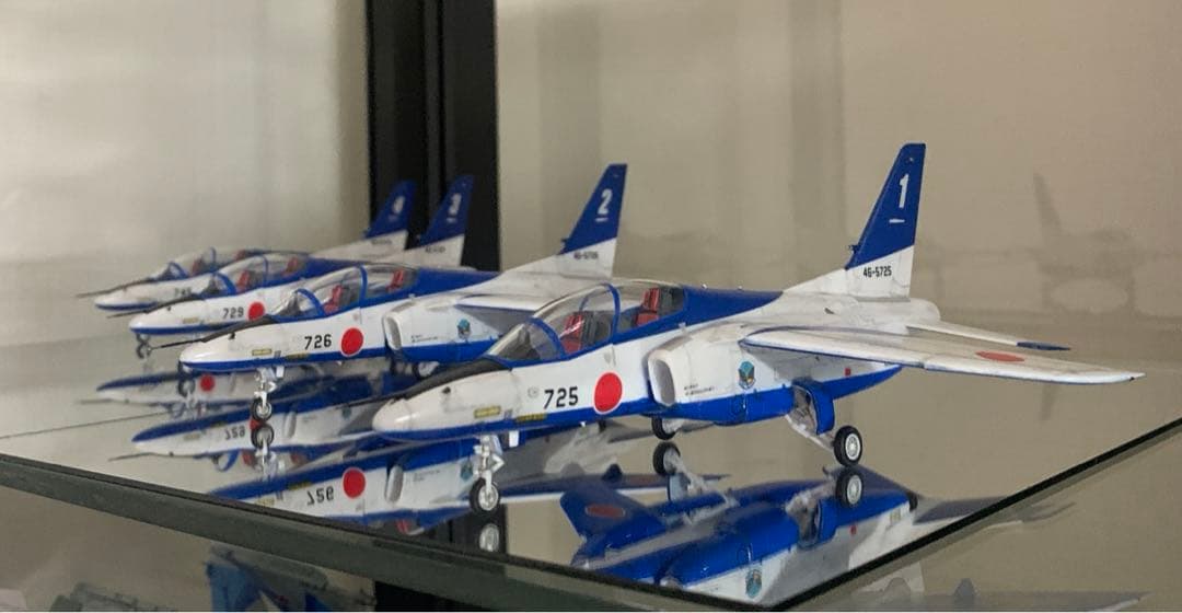 ブルーインパルス　T-4 1/72