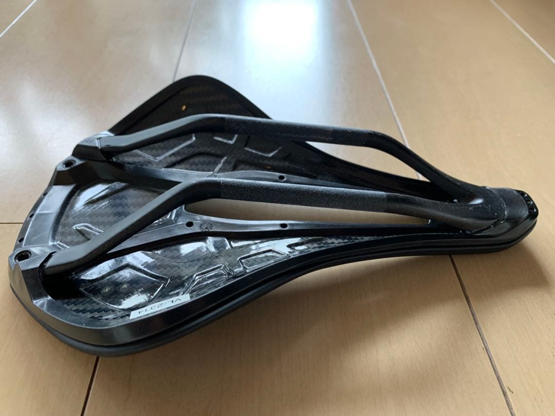 S-Works Power Carbonサドル155mm (美品)