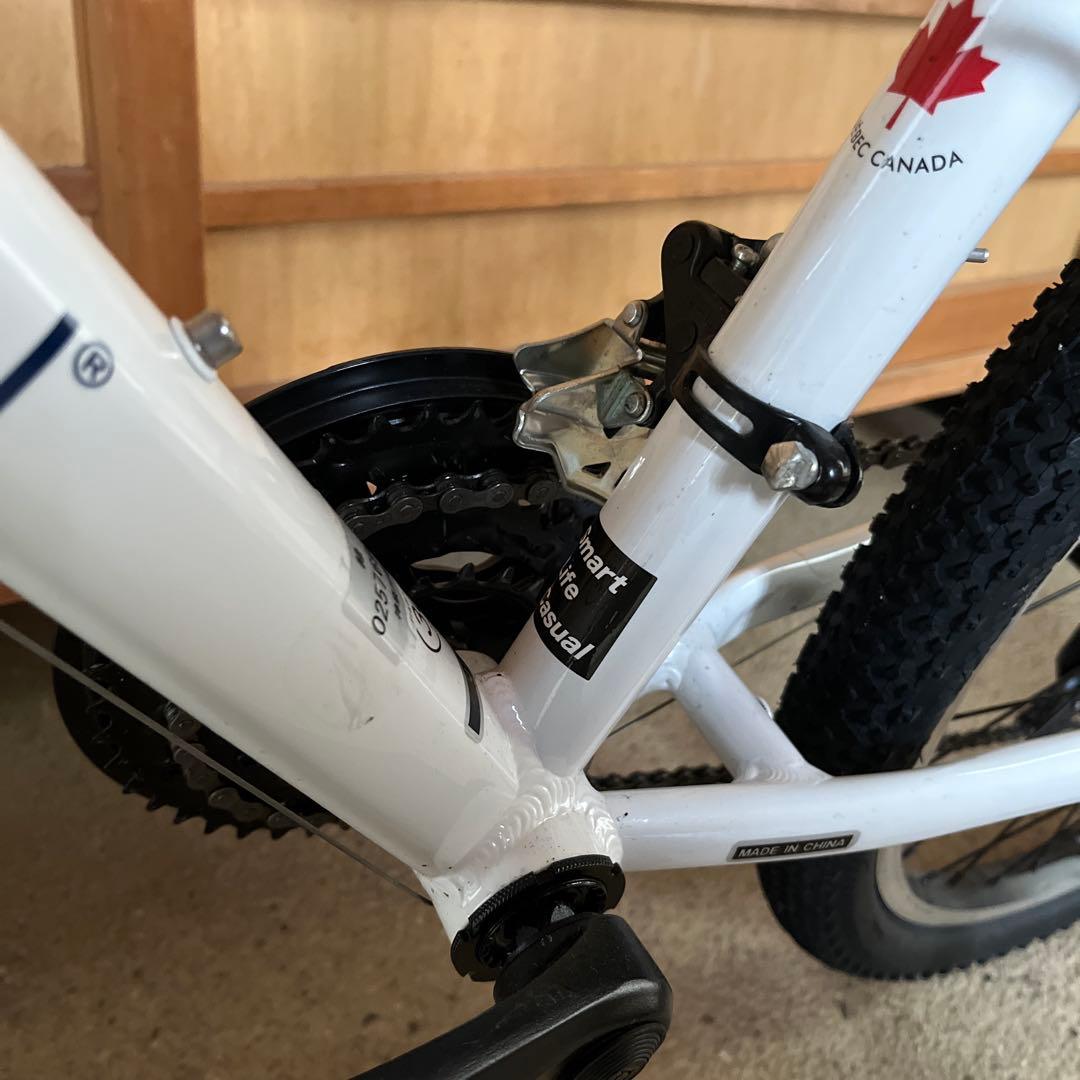 直接引取価格　LOUIS GARNEAU 子供用自転車 ホワイト 前カゴ付き