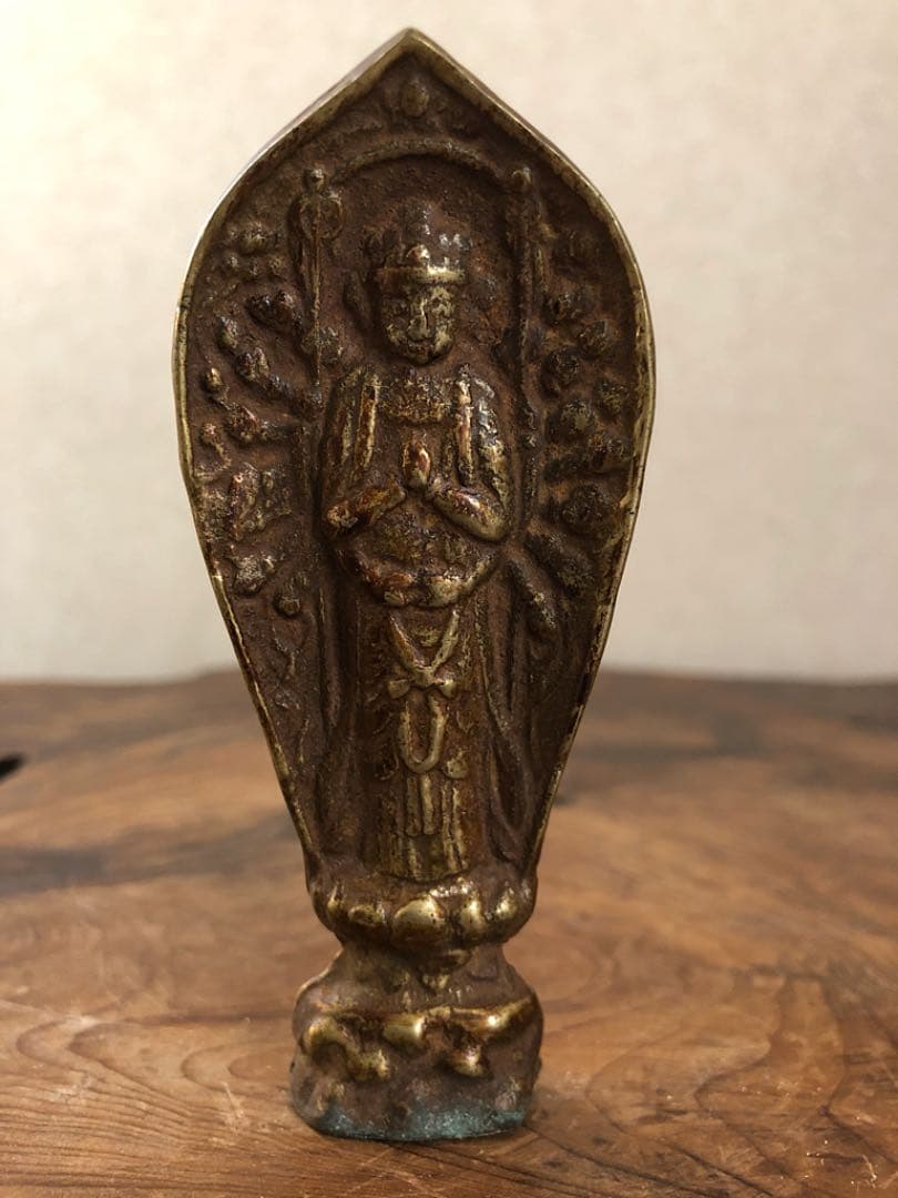 中国仏教美術 チベット 古鍍金銅製 ミニ 千手観世音菩薩像