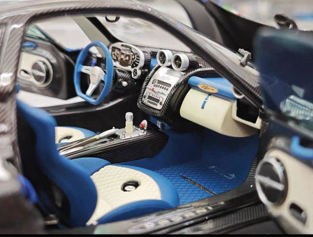 新発売 全開閉 Almost Real 1/18 パガーニ ゾンダ ミニカー