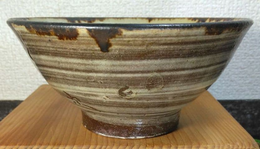 人間国宝 金城次郎 魚紋茶碗 栞 共箱 最上作 美品 壺屋焼 やちむん 壷屋焼
