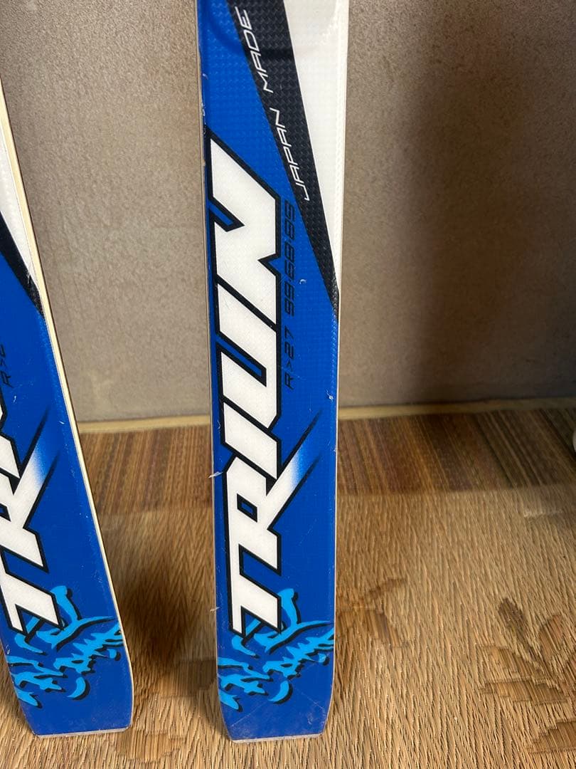 TR IUN G OGASAKA スキー ビンディング付き