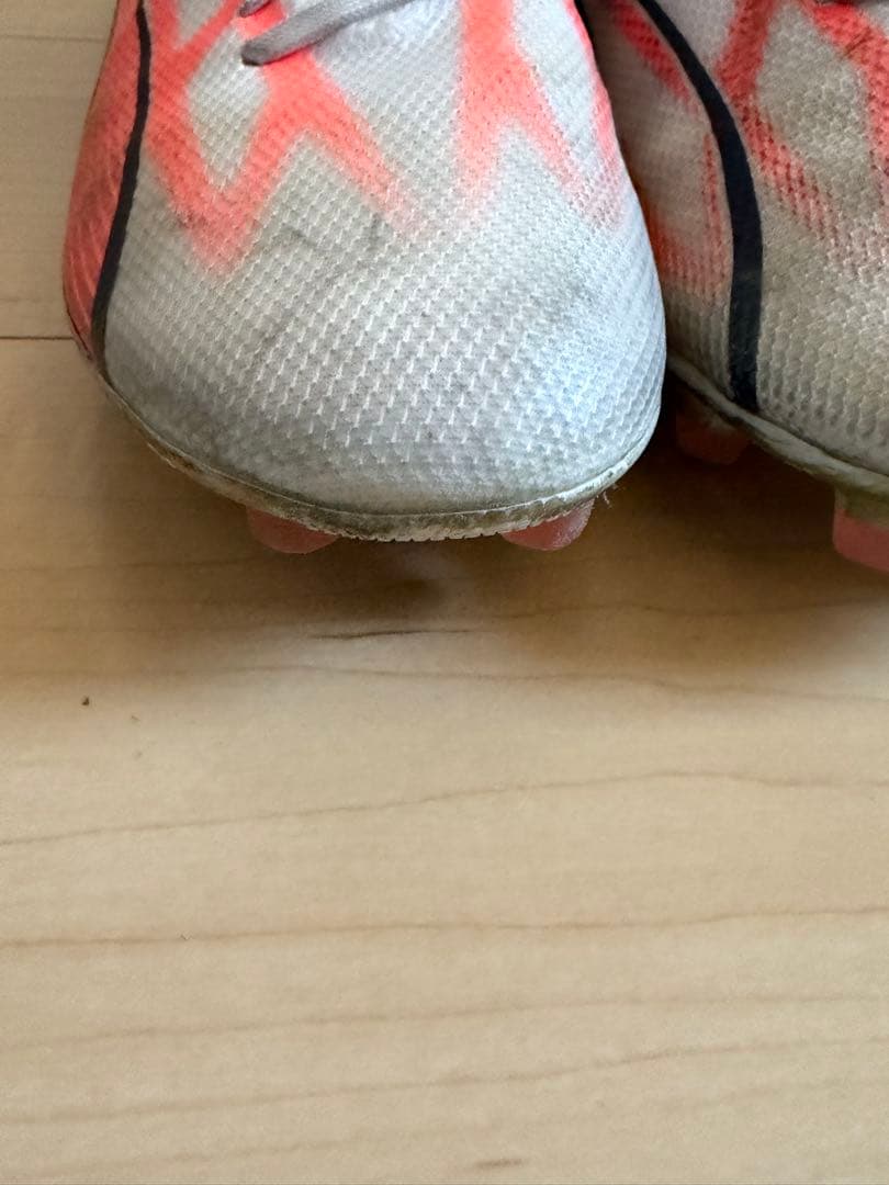 Puma ウルトラ　サッカースパイクHG ホワイト/オレンジ