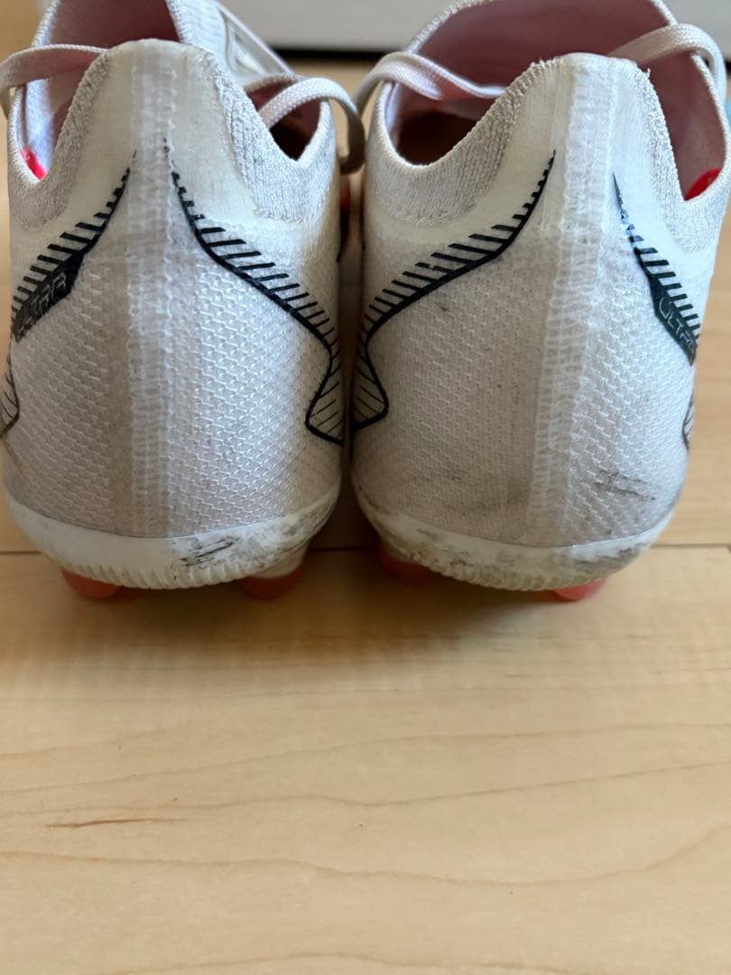 Puma ウルトラ　サッカースパイクHG ホワイト/オレンジ