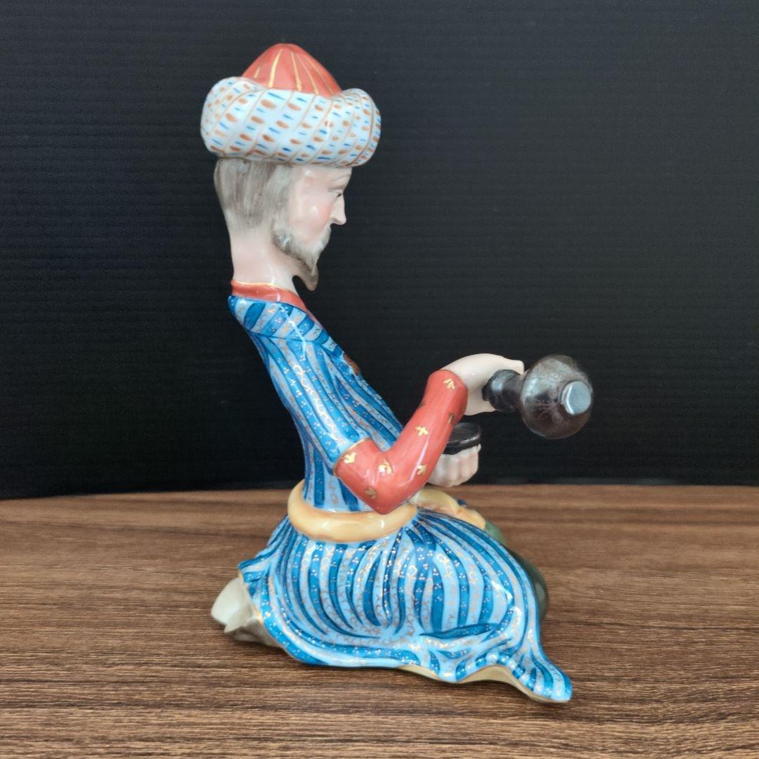 （希少）ヘレンド「お酒を楽しむ」注ぐ人　　ペルシアンフィギュリン