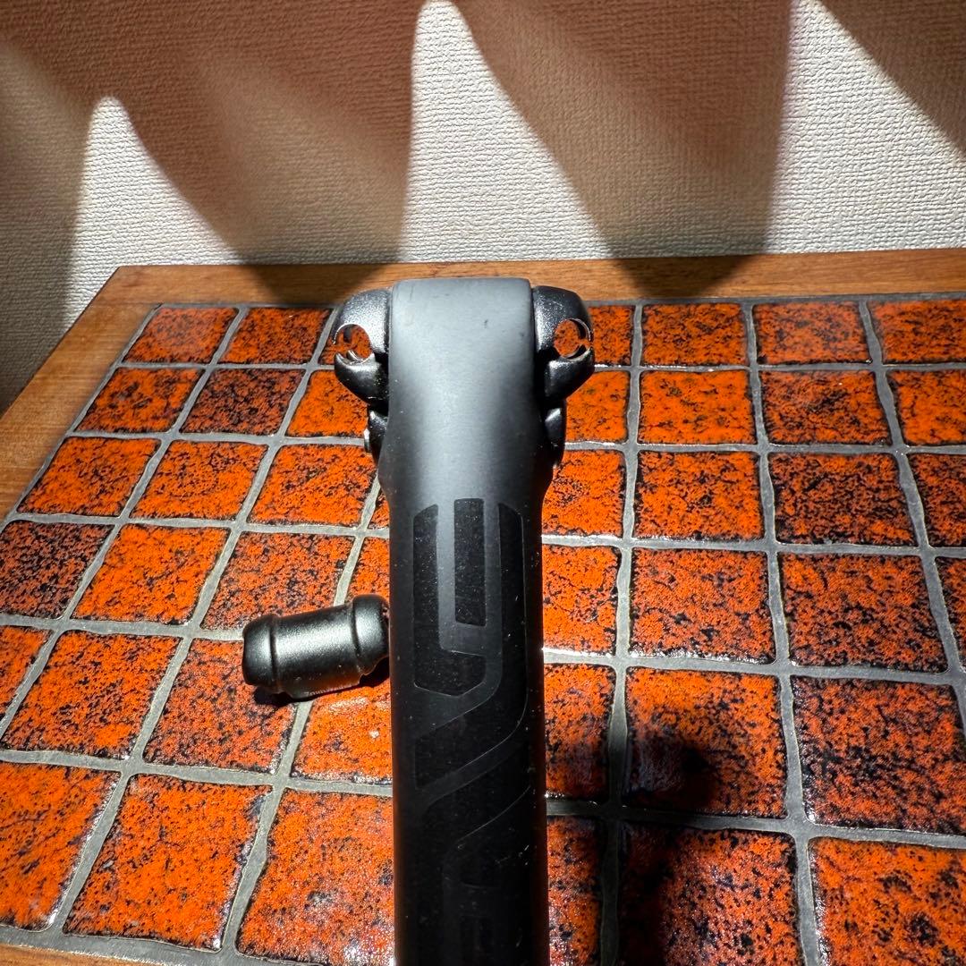 エンヴィ ENVE カーボン シートポスト Φ27.2 300mm