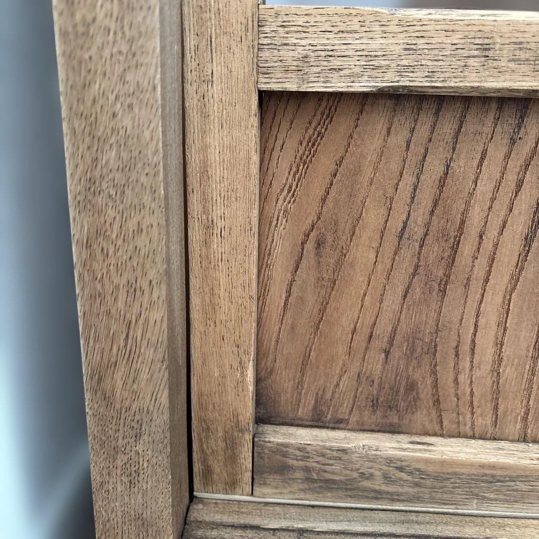 古家具　木製ガラス扉キャビネット 3段棚付き