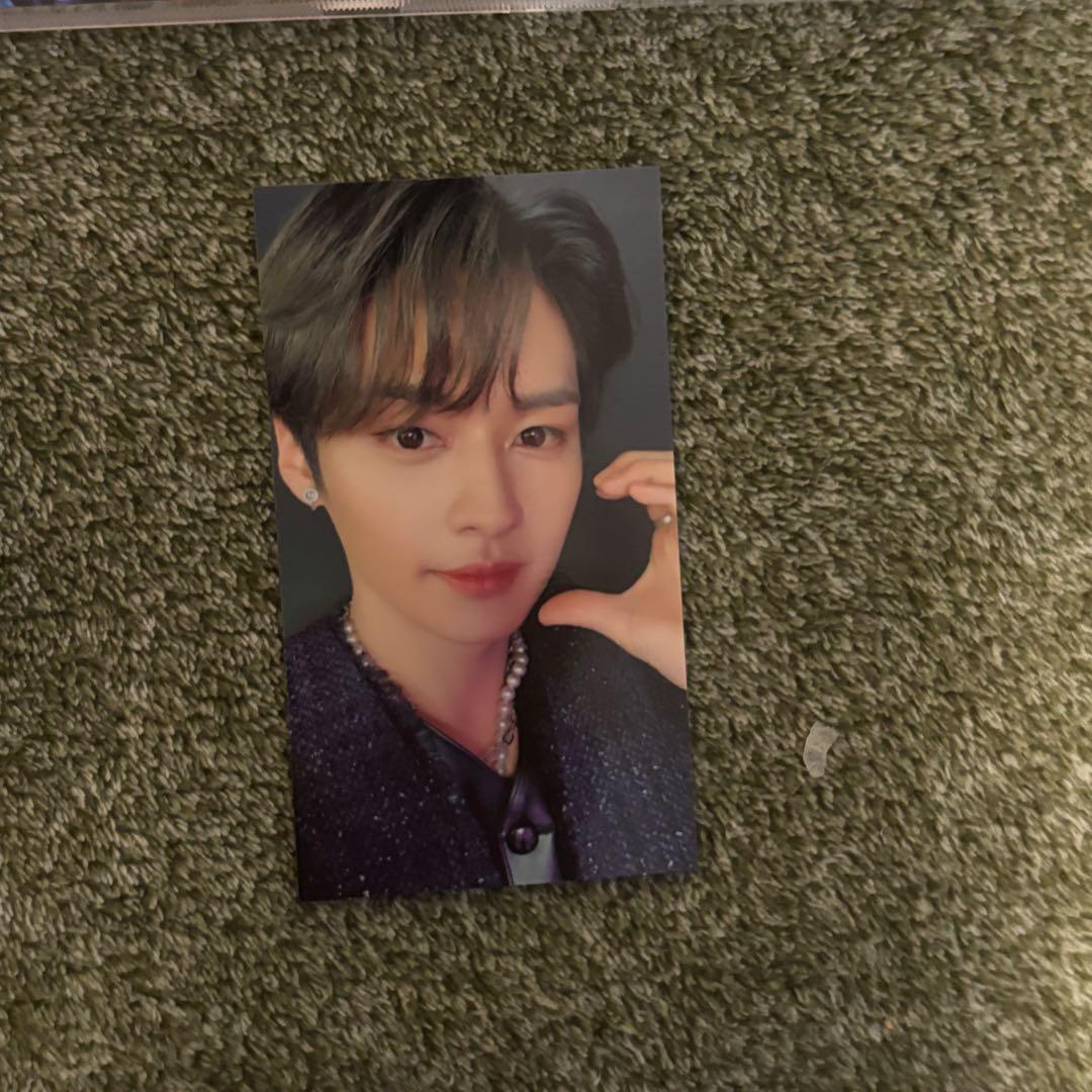 ★トレカ付き　Leeknow ジュエルケースアルバム三点セット