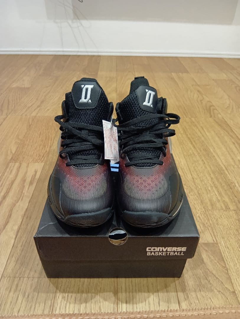 バスケットボールシューズ　CONVERSE CONS UNAVERAGE MID