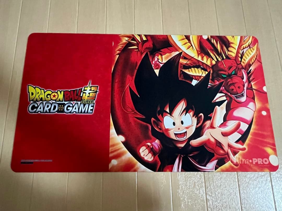 ドラゴンボール　海外公式　プレイマット　神龍　悟空