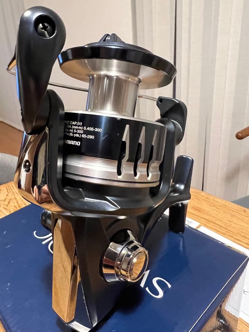 リール 20 SHIMANO STRADIC SW 10000HG