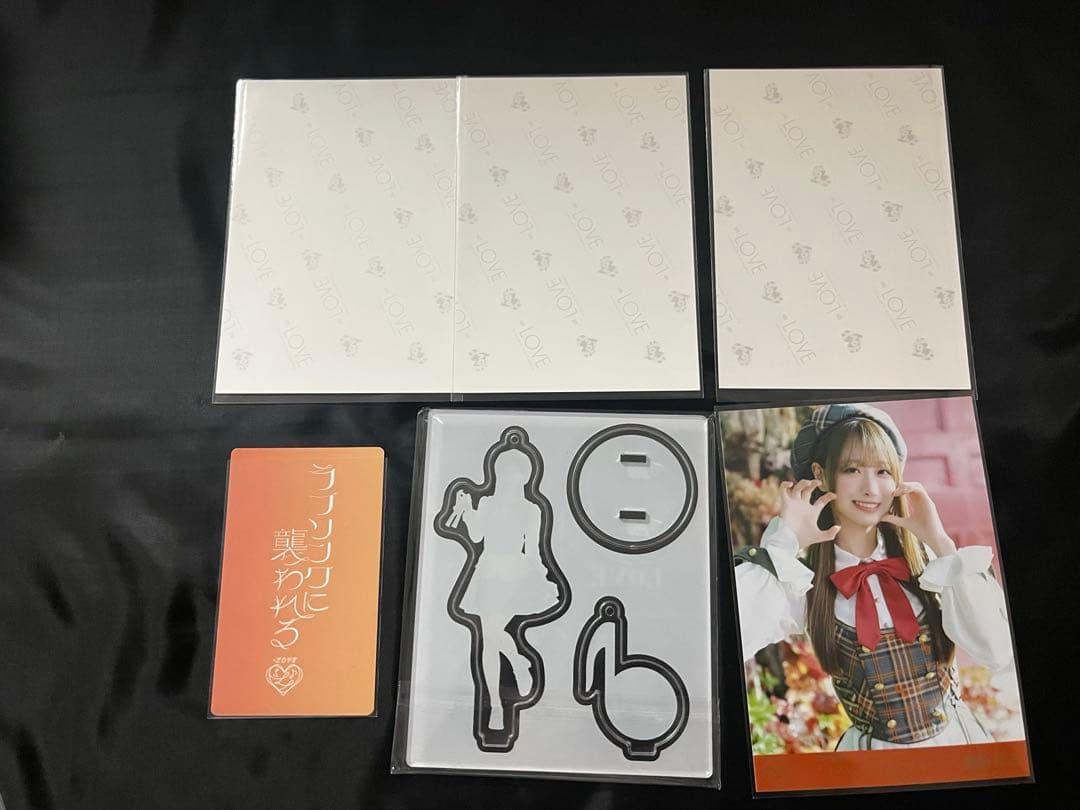 オ*ク様 イコラブ 瀧脇笙古 ラブソングに襲われる アクリルスタンド 直筆 まと