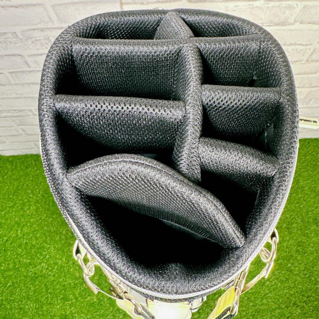 未使用　ポルシェ　キャディバッグ エナメル　スタンド式　 ホワイト スポーティ