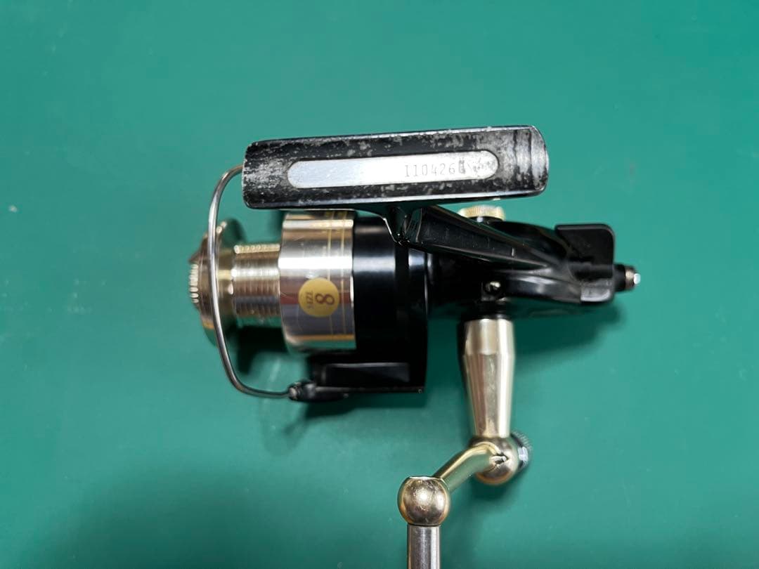 フィンノール　エイハブスピニングリールNo.8