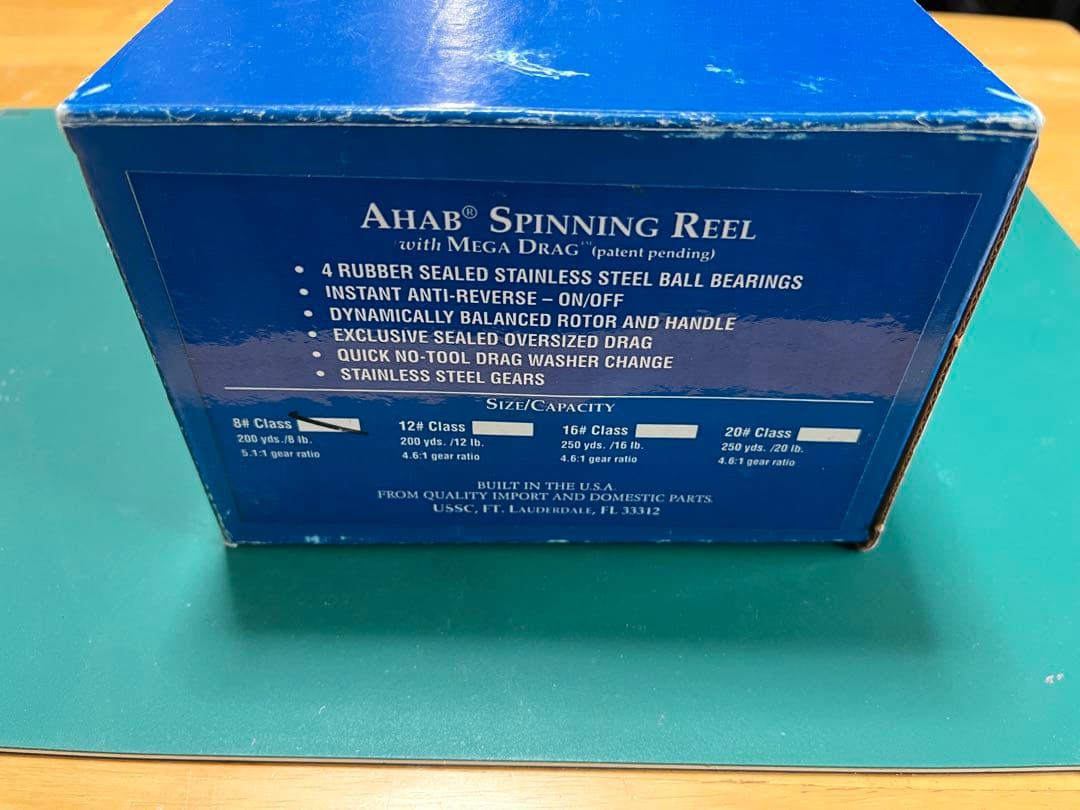 フィンノール　エイハブスピニングリールNo.8