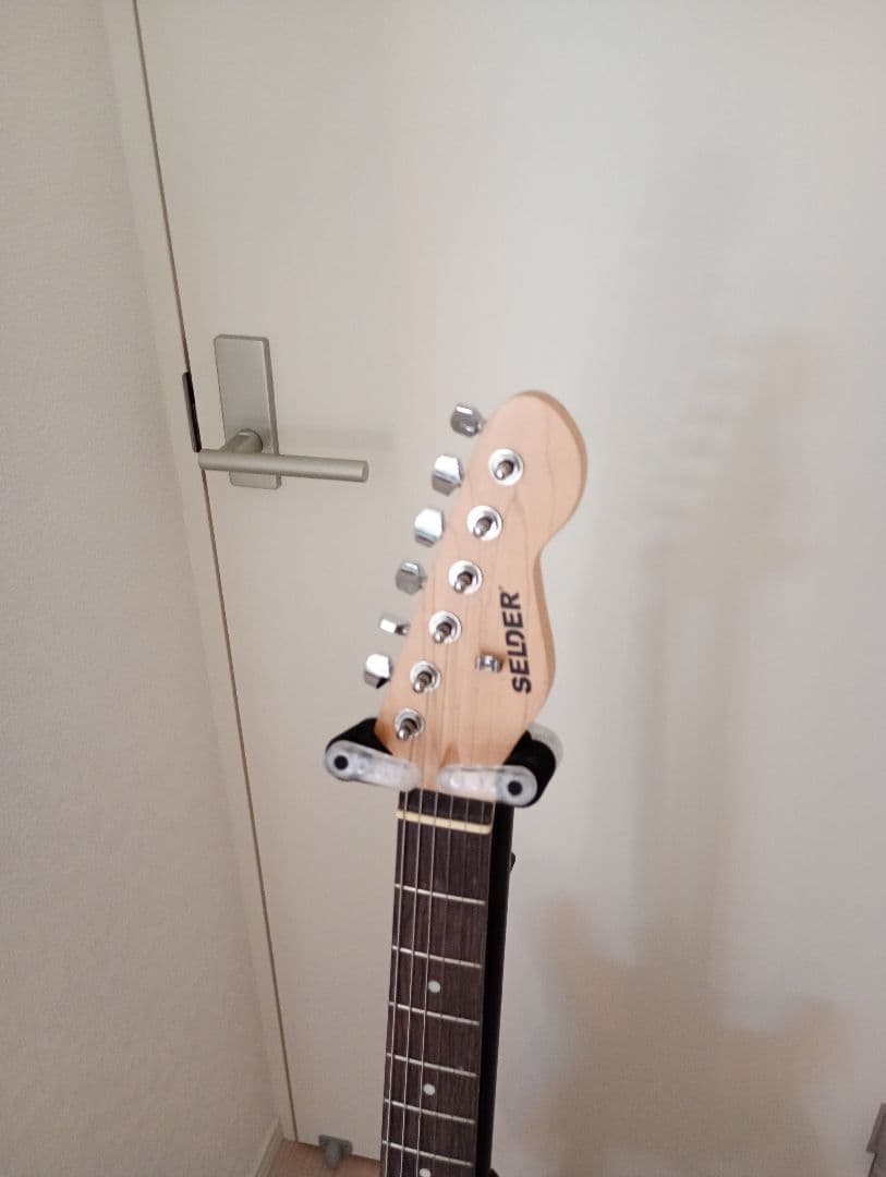 SELDER 　ストラト　セルダー　ホワイト ギター　中古　美品　新型