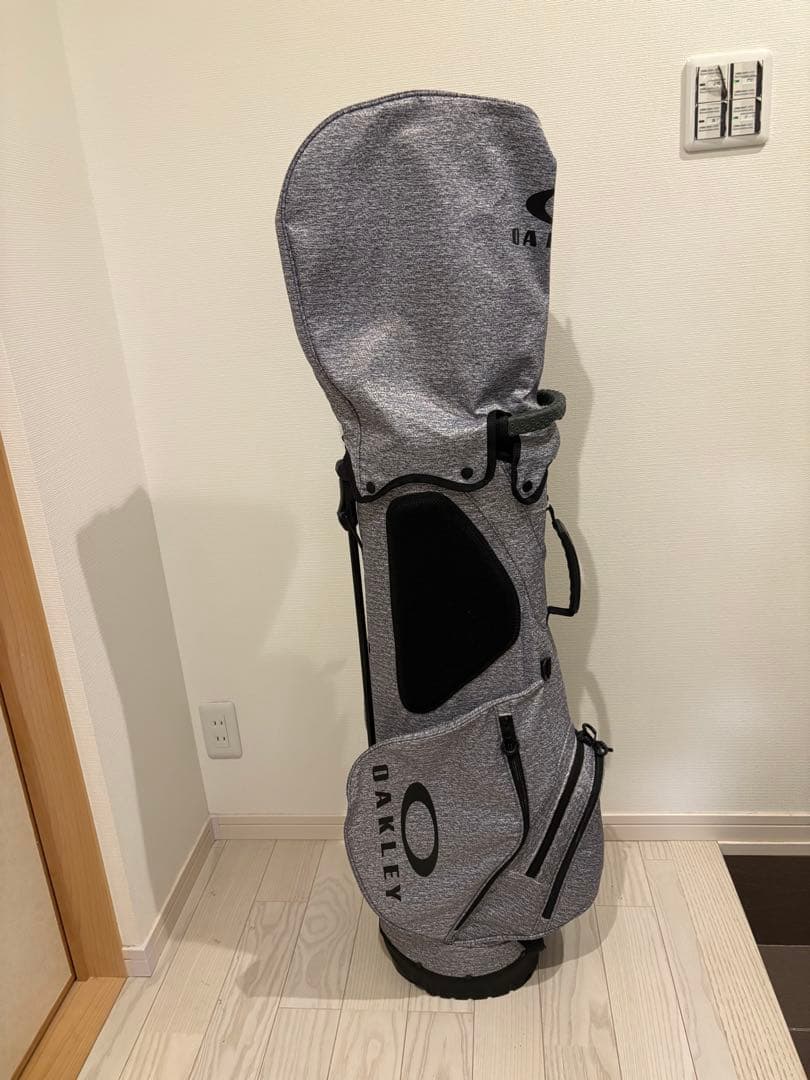 OAKLEY キャディバッグ スタンド型　グレー