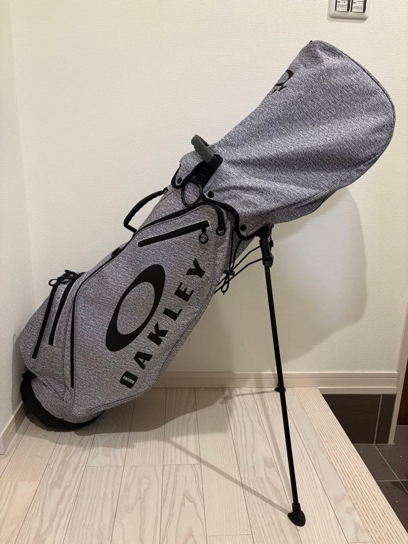 OAKLEY キャディバッグ スタンド型　グレー
