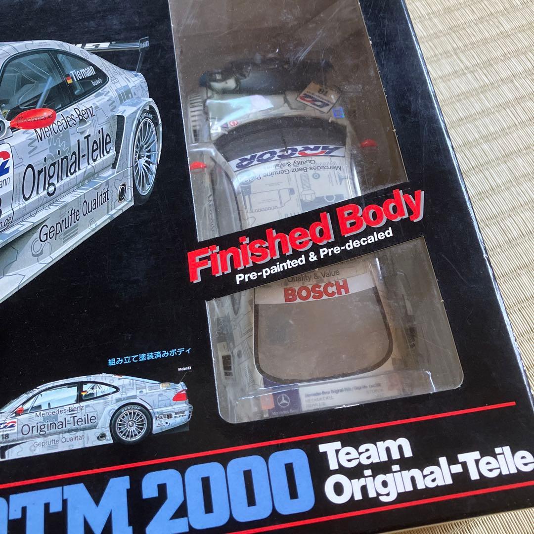 1/24スケールメルセデスCLK DTM2000