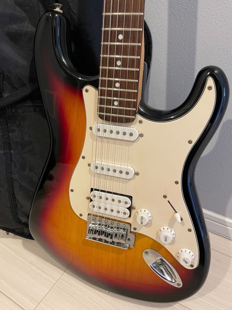 ‼️値下げ‼️Mavis ストラトキャスター サンバースト メイビス