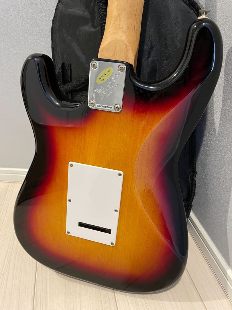 ‼️値下げ‼️Mavis ストラトキャスター サンバースト メイビス