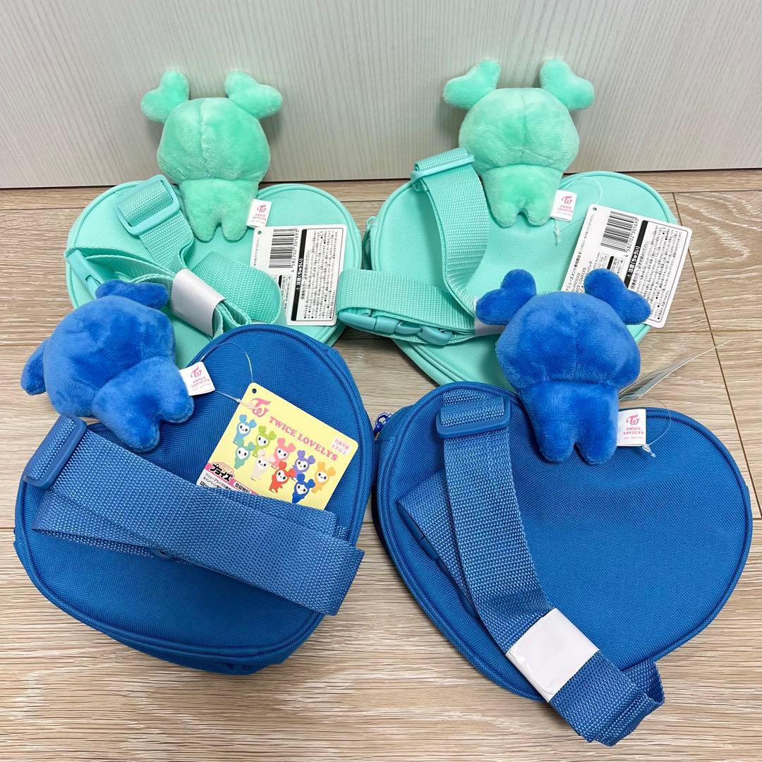 TWICELOVELYSぴょこきゅんバッグ ・のびふにゃポーチ他30点GIGO