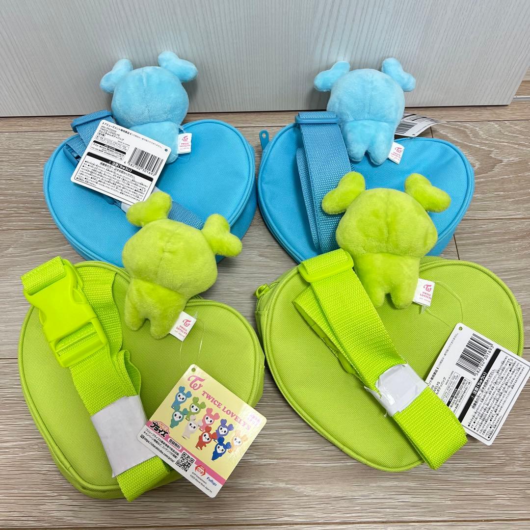 TWICELOVELYSぴょこきゅんバッグ ・のびふにゃポーチ他30点GIGO