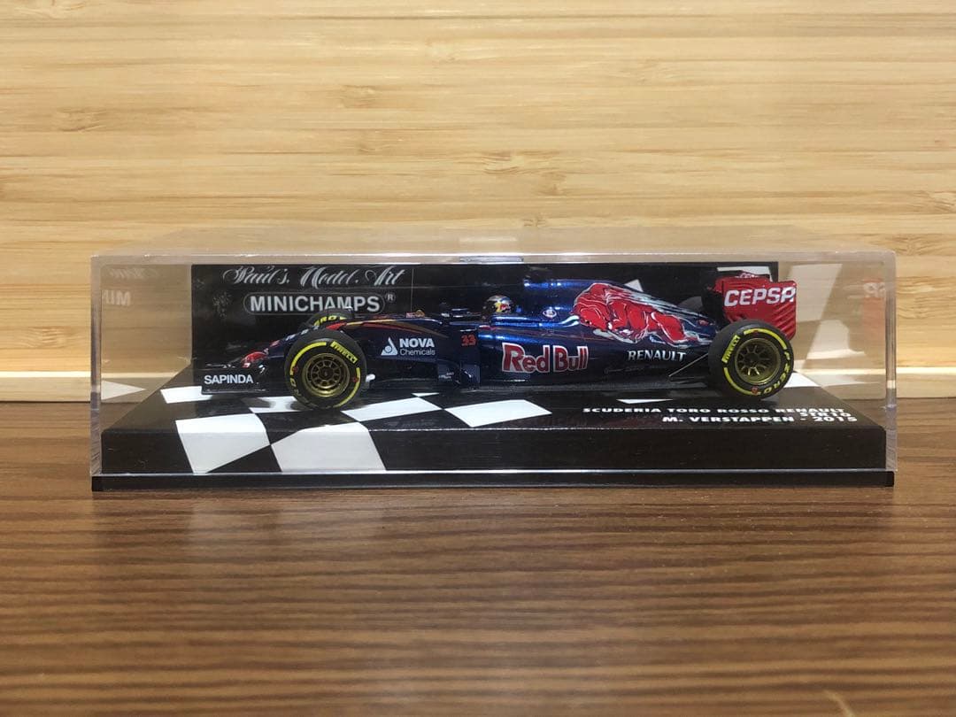 ミニチャンプス1/43スクーデリトロロッソSTR10 M.フェルスタッペン