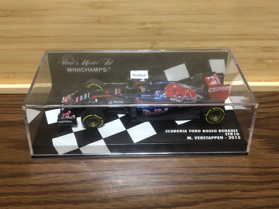 ミニチャンプス1/43スクーデリトロロッソSTR10 M.フェルスタッペン