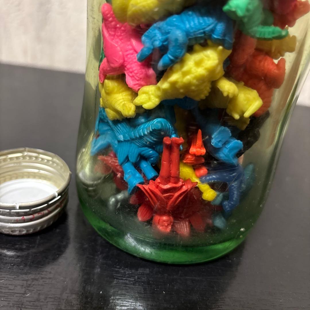 ウルトラ怪獣消しゴム フィギュア コカコーラ1リットル瓶詰め 当時物 昭和レトロ