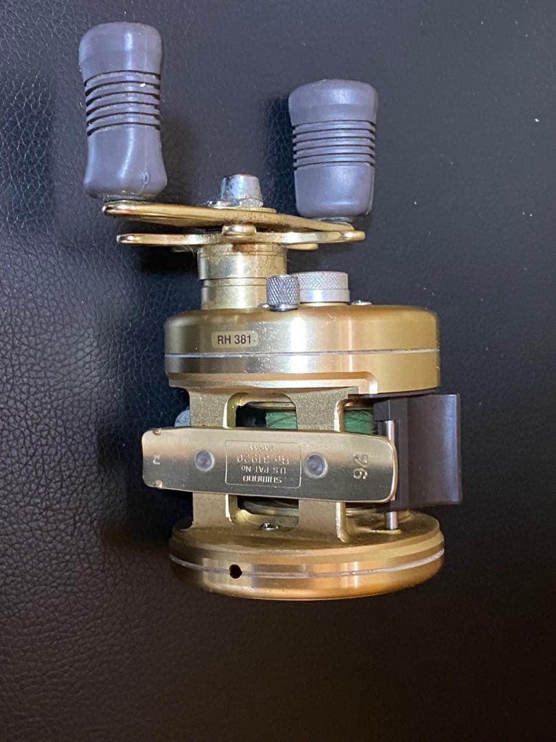 SHIMANO CALCUTTA ベイトリール ゴールド